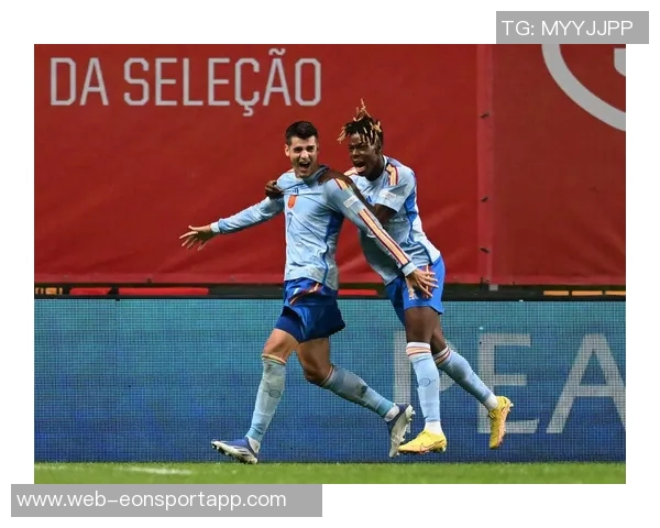 莫拉塔主动犯规染黄示意换人两次错失良机引发争议 莫拉塔主动犯规染黄示意换人两次错失良机引发争议