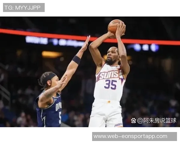 米勒表现低迷11投仅中3全场仅得14分助攻和篮板均不理想